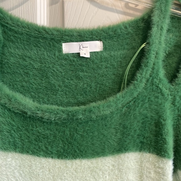 Fuzzy Cut out mini - Picture 2 of 2